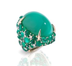 Les bagues cocktail Pom Pom de Pomellato chrysoprase Pom Pom Jewelry, Pomellato Jewelry, Green Ring, Lovely Jewellery, High Jewelry, White Gold Diamonds