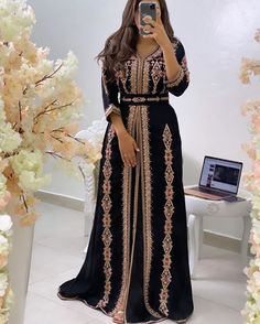 Wedding Dresses Muslim, Classy And Fab, Arabian Dress, Vintage Party Dresses, Long Sleeve Evening Gowns