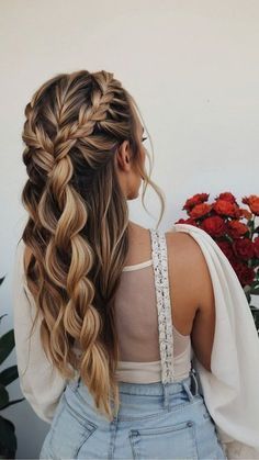 Senior Hoco, Pop Culture Magazine, Hair Down Styles, Hair Photoshoot, Mom Hair, Hairstyle Examples, Ponytail Hairstyle, Hair Dyes, Braided Hairstyle