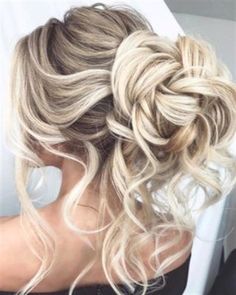 Summer Wedding Hairstyles, Messy Hair Updo, Bridal Hair Inspiration, Best Wedding Hairstyles, Half Updo, Prom Hairstyles, Wedding Hairstyles For Long Hair