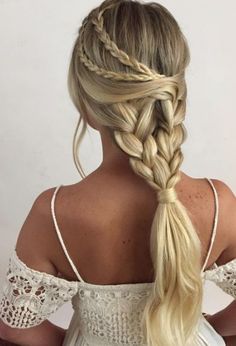 20 вариантов модных причесок на 14 февраля для длинных волос - tochka.net Hairstyles Diy, Fancy Braids, Braided Prom Hair, Wedding Hair Inspiration, Wedding Hairstyle, Hair Stuff, Hairstyles Ideas