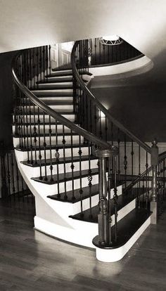 Stairs Decoration, Custom Stairs, Black Staircase, Steel Staircase, Staircase Designs, Staircase Railing Design, Handrail Design, Beautiful Stairs, Home Aesthetics