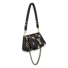 The multi pochette accessoires cross-body bag takes on a striking aspect in embossed black monogram empreinte leather, overprinted with the monogram motif in a cream color. Just the right size to carry a woman’s essentials, this two-in-one bag keeps things organized with its removable pouches. It’s comfortable to wear thanks to its suppleness and light weight. Louis Vuitton Taschen, Lv Multi Pochette, Sac Louis Vuitton, Louis Vuitton Multi Pochette, Luxury Purses, Louis Vuitton Official, One Bag, Black Handbags, Louis Vuitton Handbags