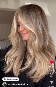 Blonde Money Piece With Balayage, Fall Balayage Hair Blonde, Blonde Balayage Champagne, Summer To Fall Blonde Hair, Hand Painted Blonde Balayage, Colours That Suit Blondes, Cool Fall Blonde Hair Color, Natural Blonde Looking Hair, Half A Head Of Blonde Highlights