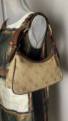 Dooney and Bourke DB Signature Brown Canvas Monogram Satchel Purse Handbag. Wear on corner please see last picture Dooney And Bourke Wallets, Try Me, Dooney And Bourke, Satchel Purse, Dooney & Bourke, Brown Canvas, Outfit Style, Dooney Bourke, Purses And Handbags