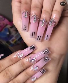 33 Birthday Nails, 21st Birthday Ideas Nails, 21 Nails Birthday Art Designs, 18th Birthday Acrylic Nails, 18th Birthday Nails Ideas Short, 2003 Nails, 15 Birthday Nails, 21st Nails Ideas, 19 Birthday Nails