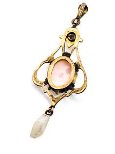 Gold Diggers Black Hills gold Pink cameo freshwater pearl gold filled pendant. This stunning antique piece of Black Hills Gold jewelry was created by Gold Diggers. Black Hills gold has several different designers that work using the specific leaf elements that BHG has been known for creating. This beautiful gold filled pendant has a yellow gold leaf accent above a prong set pink cameo with a freshwater pearl drop. Stamped with the unique W symbol that Gold Diggers uses on the back of the bail. F Gold Diggers, Black Hills Gold Jewelry, Gold Digger, Black Hills Gold, Black Hills, Vintage Wear, Pearl Drop, Pearl Pendant, Gold Leaf