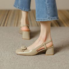 Fairy Heels, Chunky Pumps, Head Style, Elegant Heels, Summer Heels, Wearing Style, Square Head, Slingback Sandals