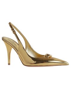 Slingback décolleté in mirror calfskin BY VALENTINO GARAVANI. Adjustable strap closure. VLogo The Bold Edition detail. H: 10cm In Mirror, Valentino Slingback, Gold Pumps, Sling Back, Gold Logo, Valentino Garavani, High Heel Shoes, Calf Skin, Pumps