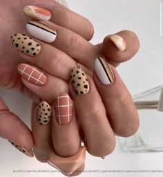 Fall Nails Short Round, Nails Neutral Pink, Mother Days, Western Nails, Boho Nails, Fingernail Designs, Top Nails, November Nails, Sassy Nails