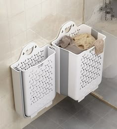 Laundry Basket Storage Ideas, Laundry Organization Ideas, Basket Storage Ideas, Hanging Laundry Basket, Laundry Basket Organizer, Over Toilet Storage, Hanging Laundry, Laundry Basket Storage, Basket Laundry