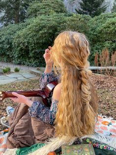 Hippie Hairstyles For Long Hair, Long Fairy Hair, Whimsigoth Hairstyles, Hippie Hairstyles 70s, Fairy Hair Ideas, 70s Hippie Hair, Long Hippie Hair, Hairstyles Mermaid, Hair Styles Summer