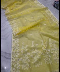 Yellow muslin saree with white flowers on the border and pallu with white buti florwes through out the body. Ideal for a haldi wedding ceremony wear . Pretty and elegant. Website https://zorahinternational.com/billing Haldi Wedding, Muslin Saree, Corps Idéal, Yellow Saree, Haldi Ceremony, Handmade Gift Wrap, Site Web, Floral Designs, White Flowers