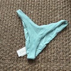 Nwt L Space Teal Bikini Bottom Cabana Bottom Size Large New W Tags Turquoise Stretch Bottoms For Beach, Stretch Turquoise Beach Bottoms, Stretch Turquoise Bottoms For The Beach, Stretch Turquoise Bottoms For Beach, Stretch Turquoise Bottoms For Sunbathing, Turquoise Bottoms For Summer Beach Party, Light Blue Stretch Bottoms For Poolside, Light Blue Stretch Triangle Top Swimwear, Light Blue Brief Beach Bottoms