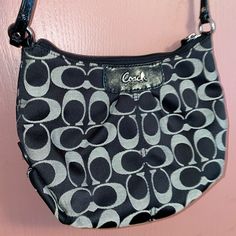 Simple, Classy, Little Black Shoulder Coach Bag. Never Used! Red Leather Bag, Embossed Bag, Coach Tote Bags, Patent Leather Bag, Bags Coach, Leather Shoulder Handbags, Coach Crossbody, Coach Shoulder Bag, Black Leather Tote