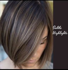 Brown Balayage Bob, Short Inverted Bob Haircuts, Brunettes Balayage, Light Brown Balayage, Short Hair Highlights, Bob Hair Color, Balayage Bob, Brunettes Highlights