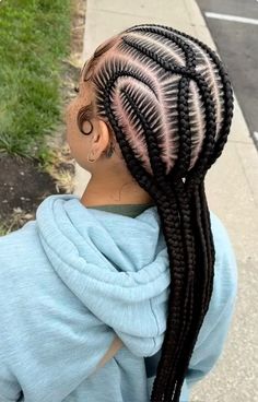 #hairstyles #straightbacks #stitch #pinterest #pinterestinspired #inspiration Ten Feedin Braids, Stitch Cornrows Braids For Black Women, Braided Hairstyles On Scalp, Stitch Conrow Lines, Cornrow Hairstyles With Designs, Traditional Box Braids Medium, Cane Row Hairstyles, Quick Stitch Braid Styles, Hair Inspo With Braids