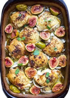 chicken with figs and onions in a baking dish