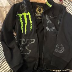 Monster energy Fox Racing Zip up hoodie  Size small fits like medium  I’m 5’10 for reference  Rare monster merch Fox Racing Hoodie, Fox Racing, Monster Energy, Zip Up Hoodie, Hoodies Men, Zip Ups, Fox, Mens Accessories, Energy