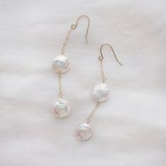 Double Coin Pearl Earrings – Evorly Elegant Iridescent Jewelry With Pearl Charm, Iridescent Pearl Drop Jewelry For Wedding, Iridescent Pearl Drop Earrings, Iridescent Pearl Jewelry With Pearl Drop, Earings 2024, Pearl Ideas, Pearl Earrings Designs, Coin Pearl Earrings, Earring Inspo