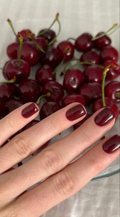 Markere Copic, Wine Nails, Cherry Nails, Casual Nails, Red Nail Polish, Red Nail, Funky Nails, Chic Nails, Nail Arts