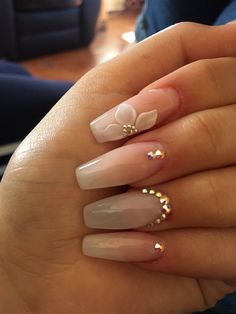 Champagne Nails Acrylic Quince Short, Quince Nails Flowers, Diwali Nails, Nail Inspo With Flower Charms, Pink Flower Quince Nails, Pink Flower Charm Nails, Witchy Nails, Homecoming Nails