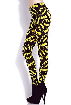 Batman™ Leggings | FOREVER21 Keep calm and call Batman #Leggings #BatsAndCats #Graphic Batman Clothes, Batman Outfits, Batman Batman, I Am Batman, Geek Fashion, Cute Leggings, Emo Outfits, Best Leggings, Geek Chic