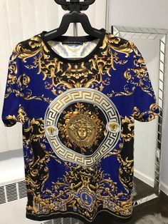 Great for going out or casual wear USA size L Versace T Shirt, Cartoon Profile, Forest Hills, Cartoon Profile Pics, Profile Pics, Mens T Shirts, Design T Shirt, Mens Graphic Tee, Branded T Shirts