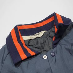 Item is in good used condition. >Size: M >Armpit To Armpit: 23" >Armpit To Cuff: 19" >Collar To Hem: 25" Urban Blue Nylon Outerwear, Fall College Nylon Windbreaker, Retro Blue Windbreaker For Streetwear, Blue Retro Windbreaker For Streetwear, Casual Nylon Outerwear For College, Retro Nylon Outerwear For Streetwear, Retro Blue Nylon Outerwear, Blue Varsity Outerwear For Outdoor, Retro Blue Windbreaker For College