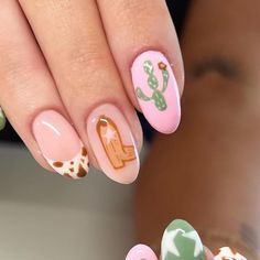 Cow Girl Nails Acrylic, Nail Ideas Designs Simple, Cute Cowgirl Nails, Cowgirl Acrylic Nails, Yeehaw Nails, Nails With Cactus, Short Almond Nude Nails, Cowboy Hat Nails