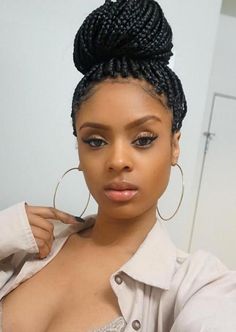 box braids updo high bun natural protective hairstyle inspiration Box Braids Bun, Box Braids Updo, Braided Bun Hairstyles, Box Braids Styling, Girls Braids, Braided Hairstyles For Black Women