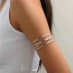 1pc Unisex Couple Style Minimalist Arm Cuff, Armlet Upper Arm Decoration, Summer Wrist Decoration Accessory Silver Arm Bracelets, Chic Bracelets For Spring Parties, Trendy Spring Bracelets For Party, Silver Bracelets For Spring, Summer Cuff Bracelet, Modern Cuff Bracelet For Spring Party, Gold Cuff Bracelet For Summer, Elegant Adjustable Cuff Bracelet For Spring, Elegant Adjustable Spring Cuff Bracelet