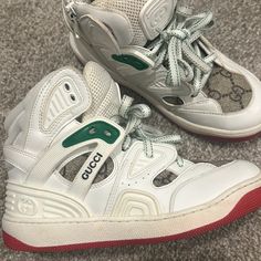 These Retail For A Lot In Used Condition The Back Of The Soles Only Real Damage The Soles I’m Going To Try And Scrub Up Before Sending European Size 30 Gucci Sneakers, Gucci Shoes, Scrubs, Kids Shoes, Shoes Sneakers, Kids Shop, Gucci, Sneakers, White