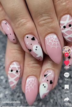 Big But Simple Tattoos, Halloween Oval Acrylic Nails, Spooky Nail Art Designs, Cute Creepy Nails, Halloween Nails Short Stiletto, Halloween Nail Art Acrylic, Pink Spooky Nails Almond, Gel X Nail Designs Halloween, Cute Ghost Nails Halloween