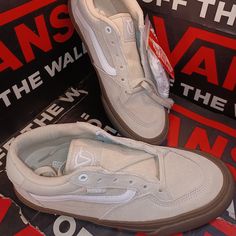 100% Authentic Vans New With Extra Laces, Tags And Box Label Removable Insoles Vans Rowan Pro Oatmeal Gum Size----- Men's 6.5 Style Code: Vn0a4tzc2lh Fast Shipping, Usually Same Day! Beige Lace-up Vans Sneakers, Beige Low-top Vans Sneakers, Vans Skate Shoes With Cushioned Footbed And Round Toe, Cream Vans Slip-on Sneakers, Vans Skate Shoes With Cushioned Footbed, Black Slip On Vans, Burgundy Vans, Vans Sk8 High, Rare Vans