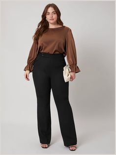 Work Outfits Office, Curvy Work Outfit, Plus Size Business Attire, Summer Work Outfits Office Casual, Outfit Formal Mujer, Summer Work Outfits Office, Flare Leg Trousers, Summer Business Casual Outfits