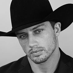 Tipping Cowboy Hat Pose, Jensen Ackles Cowboy Hat, Bouidor Cowboy Hat, Hot Farmers Cowboys, Cowboy Hat Bodouir, Latin Men