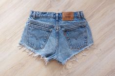 LEVIS denim shorts from Sisu Denim Store    #vintage #levis #denim All Denim Outfits, Reworked Jeans, Vintage Levi Shorts, Levis Denim Shorts, High Waisted Denim Shorts, Retro Jeans, Shorts High Waisted, Cut Offs, Denim Cutoffs