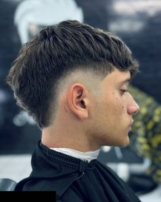 In this headshot, a young white man sits angled to the side, highlighting his light brown hair and Burst Fade haircut. Burst Taper Fade, Mid Burst Fade, Swag Haircuts, Textured Curls, Burst Fade Mohawk, Burst Fade, Fade Cut, Barbers Cut