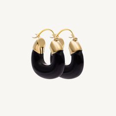 Black onyx and 14k yellow gold earring. Total weight: 4.86g Gold Earring, Yellow Gold Earring, Black Onyx, Onyx, Yellow Gold, Yellow, Gold, Black