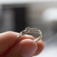 This Initial ring is a beautiful piece to add to your stacking set. It is made with a skinny but sturdy band and a hammered piece of silver on which I stamp the initial. The hammered ring surface also makes this ring even more shiny and beautiful. The ring is 0,8-0,9 mm thick and looks Personalized Initial Ring, Sterling Silver Stackable Rings, Diy Ring, Silver Jewelry Diy, Stackable Rings Silver, Silver Rings Simple, Hammered Ring, Monogram Ring, Silver Jewelry Necklace