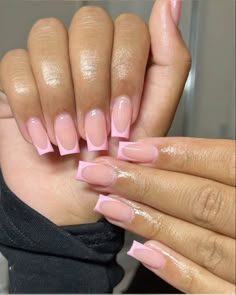 Simple Short Coffin Nail Ideas, Kylie Nails, Pink Tip Nails, Pink French Nails, Kutek Disney, Pink Coffin, Easy Nails, Smink Inspiration, Girly Acrylic Nails