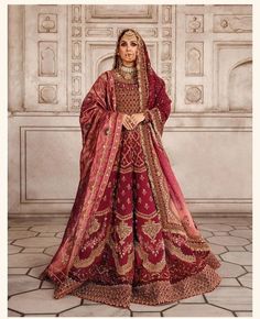 Party wear dresses ideas Bridal Dupatta, Nikkah Dress, Frock Style, Pakistani Wedding Dress, Maria B, Party Kleidung