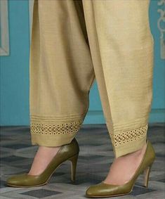 Mohri Design, Plazzo Designs, Poncha Design, Shalwar Design, Women Trousers Design, Salwar Pants, Womens Pants Design, Salwar Pattern, Neck Designs For Suits