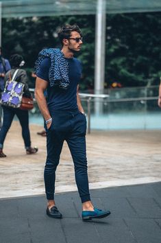 Men's Street Style Jogger Fashion, Polka Dot Blazer, Hipster Man, Casual Street Style, Men Looks, Outfit Casual, Mens Street Style, Street Styles