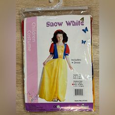 the sewing pattern for snow white is shown