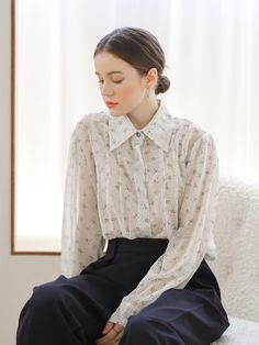 Composition : 100% polyesterColor : IVORY_FREE,BLACK_FREECountry of Origin : Republic of Korea Sheer Chiffon Blouse For Work, Classic Sheer Blouse For Office, Chiffon Blouse, Spring Fashion, Chiffon, Top Blouse, Composition, Top Outfits, The Originals