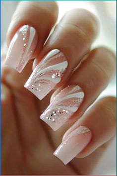 Gel Nail Designs Wedding, Nail Art Glitter Sparkle, Gel Nail Designs For Wedding, Sparkle Ombre Nails Almond, White Glitter Nail Designs, Nail Ideas Wedding, Sparkle French Manicure, White Nails Glitter, Glitter Nails Designs