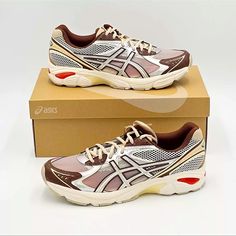 Send Offers. I May Accept Very Comfortable And Great Materials Sold Out Everywhere Never Worn Or Tried On 100% Authentic Straight From Asics Shoes Asics, Gel Lyte Iii, Chocolate Brown Color, Chocolate Brown Colour, Asics Men, Asics Shoes, Above The Clouds, Grey Shoes, Brown Shoe