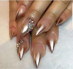 Nails Rhinestones, Gucci Nails, Ideas Nails, Instagram Nails, Fabulous Nails, Gold Nails, Rhinestone Nails